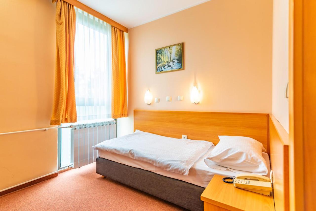 Hotel Park Čakovec Dış mekan fotoğraf