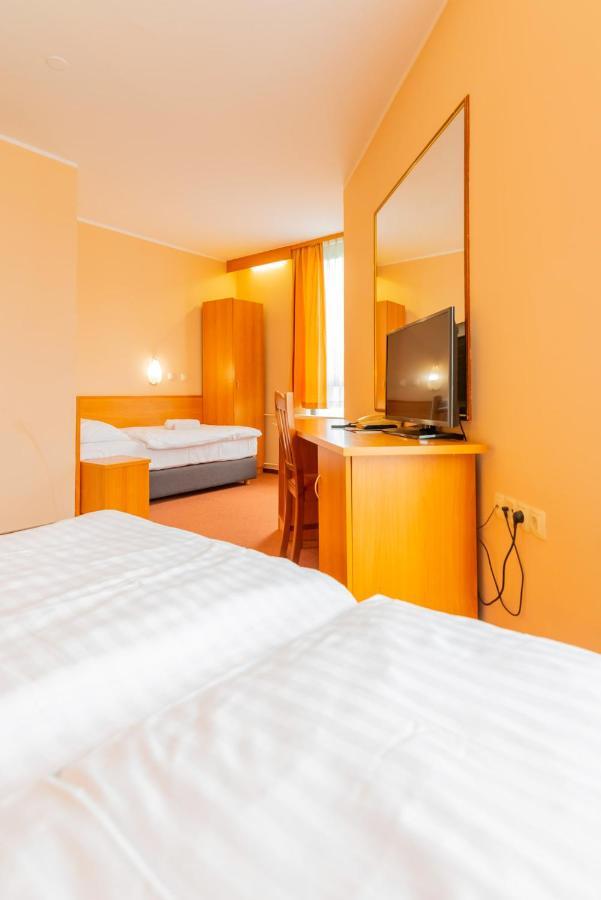 Hotel Park Čakovec Dış mekan fotoğraf
