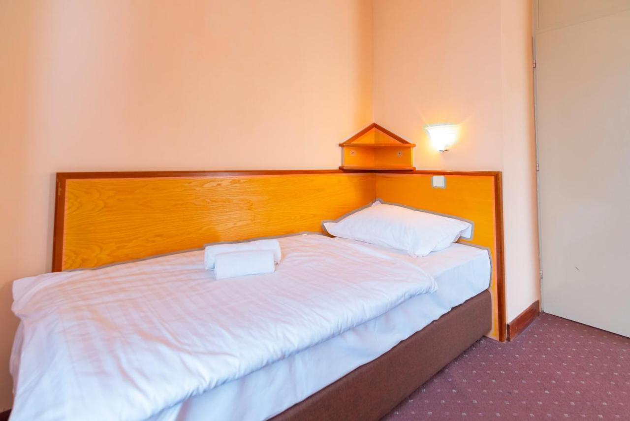 Hotel Park Čakovec Dış mekan fotoğraf